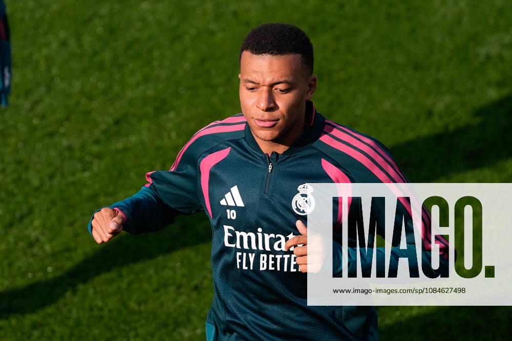 Kylian Mbappe during the training day of Real Madrid ahead the Spanish League, LaLiga EA Sports, football match against Sevilla FC at Ciudad Deportiva Real Madrid on October 17, 2026, in Valdebebas, Madrid, Spain. Real Madrid Training And press conference, PK, Pressekonferenz - LaLiga Ea Sports - ZUMAa181 20261017_zaa_a181_061