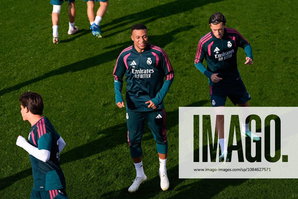 Kylian Mbappe during the training day of Real Madrid ahead the Spanish League, LaLiga EA Sports, football match against Sevilla FC at Ciudad Deportiva Real Madrid on October 17, 2026, in Valdebebas, Madrid, Spain. Real Madrid Training And press conference, PK, Pressekonferenz - LaLiga Ea Sports - ZUMAa181 20261017_zaa_a181_073