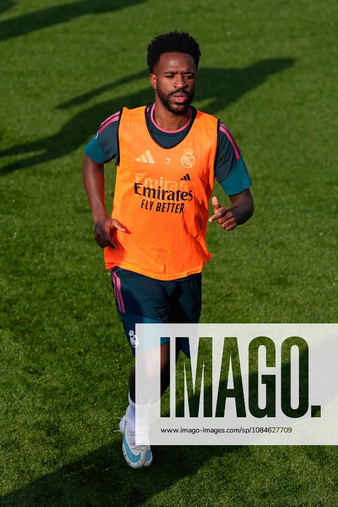 Vinicius Junior during the training day of Real Madrid ahead the Spanish League, LaLiga EA Sports, football match against Sevilla FC at Ciudad Deportiva Real Madrid on October 17, 2026, in Valdebebas, Madrid, Spain. Real Madrid Training And press conference, PK, Pressekonferenz - LaLiga Ea Sports - ZUMAa181 20261017_zaa_a181_082