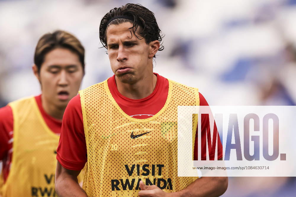 Giuliano Simeone of Atletico de Madrid gestures during the Spanish league, LaLiga EA Sports, football match played between RCD Espanyol and Atletico de Madrid at RCDE Stadium on October 17, 2026 in Cornella, Spain. RCD Espanyol V Atletico De Madrid - LaLiga EA Sports - ZUMAa181 20261017_zaa_a181_089