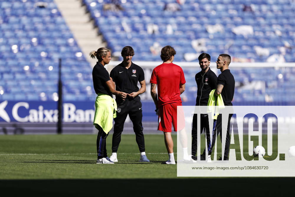 Alex Baena, Alejandro Grimaldo, Robin Le Normand and Marcos Llorente of Atletico de Madrid inspect the pitch prior to the Spanish league, LaLiga EA Sports, football match played between RCD Espanyol and Atletico de Madrid at RCDE Stadium on October 17, 2026 in Cornella, Spain. RCD Espanyol V Atletico De Madrid - LaLiga EA Sports - ZUMAa181 20261017_zaa_a181_093
