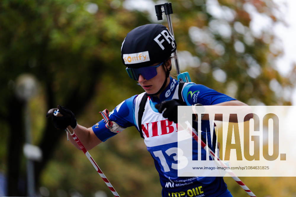 GER, Biathlon, Frauen, IBU Biathlon Loop One Festival 2026, Saison 2026 2027, Super Sprint Qualifikation Damen Voldiya Galmace Paulin ( FRA, 13 ) im Portrait München Olympiapark Bayern Deutschland