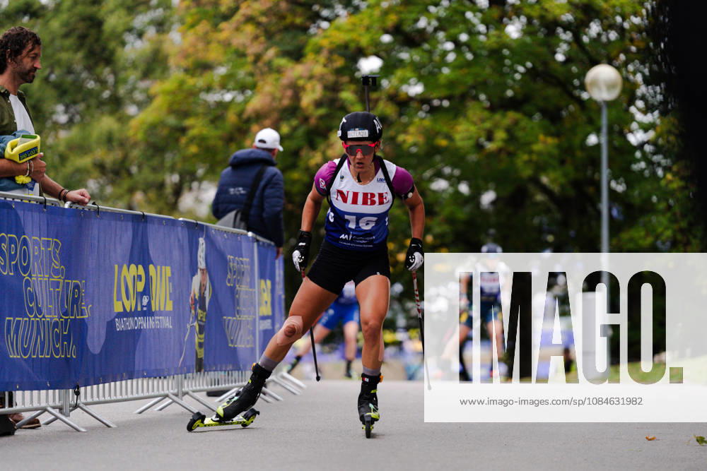 GER, Biathlon, Frauen, IBU Biathlon Loop One Festival 2026, Saison 2026 2027, Super Sprint Qualifikation Damen Dunja Zdouc ( AUT, 16 ) im Anstieg München Olympiapark Bayern Deutschland