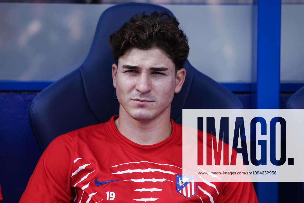 Julian Alvarez of Atletico de Madrid looks on during the Spanish league, LaLiga EA Sports, football match played between RCD Espanyol and Atletico de Madrid at RCDE Stadium on October 17, 2026 in Cornella, Spain. RCD Espanyol V Atletico De Madrid - LaLiga EA Sports - ZUMAa181 20261017_zaa_a181_110
