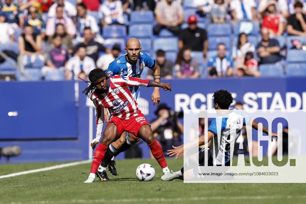 Ademola Lookman of Atletico de Madrid in action during the Spanish league, LaLiga EA Sports, football match played between RCD Espanyol and Atletico de Madrid at RCDE Stadium on October 17, 2026 in Cornella, Spain. RCD Espanyol V Atletico De Madrid - LaLiga EA Sports - ZUMAa181 20261017_zaa_a181_114