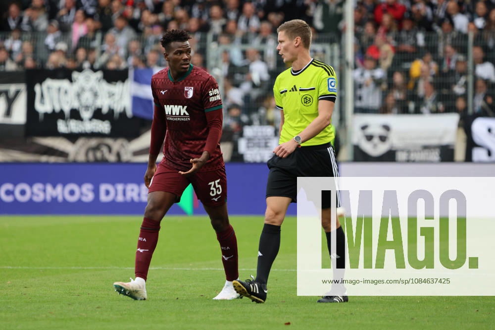 Fussball, Herren, 1. Bundesliga, Saison 2026 2027, SV 07 Elversberg - FC Augsburg, Schiedsrichter Dr. Florian Exner, Juma Bah (FC Augsburg) Elversberg Ursapharm-Arena an der Kaiserlinde Saarland Deutschland (DEU)