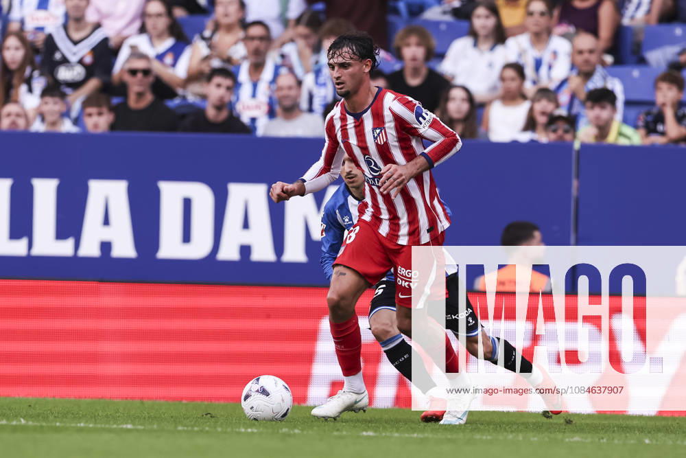 Marc Pubill of Atletico de Madrid in action during the Spanish league, LaLiga EA Sports, football match played between RCD Espanyol and Atletico de Madrid at RCDE Stadium on October 17, 2026 in Cornella, Spain. RCD Espanyol V Atletico De Madrid - LaLiga EA Sports - ZUMAa181 20261017_zaa_a181_147