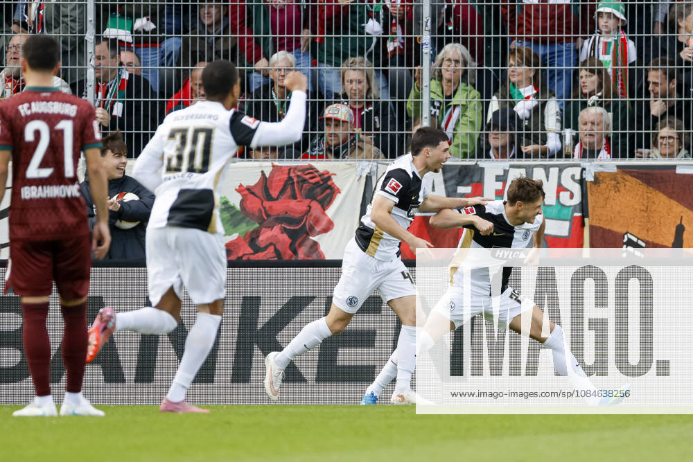 Torjubel SV Elversberg beim 1:0 durch Lukas Petkov (SV Elversberg, 25), Freude, Begeisterung, positive Emotionen, Torerfolg , Deutschland, Fussball, 1. Bundesliga, 6.Spieltag, 2026 2027, SV Elversberg vs. FC Augsburg, 17.10.2026, Elversberg URSAPHARM-Arena Deutschland