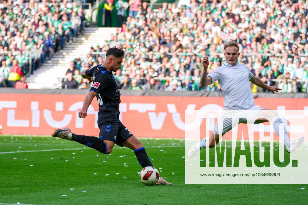 Tor und Torjubel von Stefano Marino (SC Paderborn 07, 30) zum 0:1 für SC Paderborn 07, Torschuss, Emotionen, Jubel, Freude, Deutschland: Fussball, Bundesliga, Saison 2026 27, 6. Spieltag, 17.10.2026, Werder Bremen vs FC Augsburg, Weserstadion (Bremen)