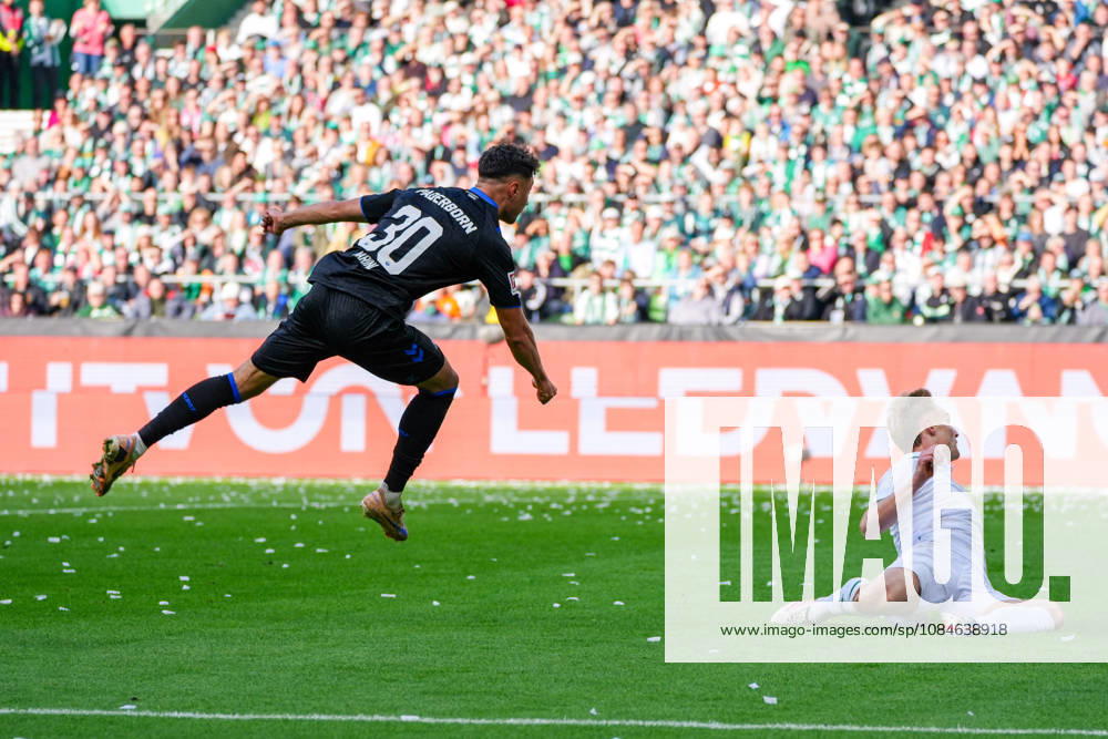 Tor und Torjubel von Stefano Marino (SC Paderborn 07, 30) zum 0:1 für SC Paderborn 07, Torschuss, Emotionen, Jubel, Freude, Deutschland: Fussball, Bundesliga, Saison 2026 27, 6. Spieltag, 17.10.2026, Werder Bremen vs FC Augsburg, Weserstadion (Bremen)