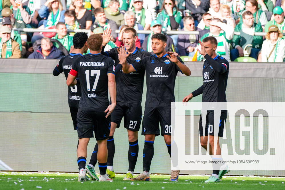 Tor und Torjubel von Stefano Marino (SC Paderborn 07, 30) zum 0:1 für SC Paderborn 07, Emotionen, Jubel, Freude, Deutschland: Fussball, Bundesliga, Saison 2026 27, 6. Spieltag, 17.10.2026, Werder Bremen vs FC Augsburg, Weserstadion (Bremen)