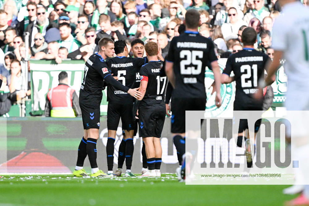 1. Bundesliga: SV Werder Bremen - SC Paderborn 07 am 17.10.2026 im Weserstadion in Bremen Jubel, Torjubel, Torschuetze, Torschütze Stefano Marino (Paderborn) jubelt nach seinem Tor zum 0:1.