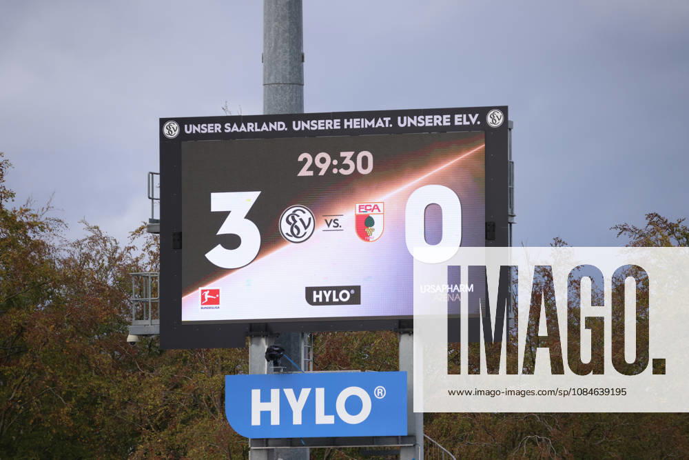 Fussball, Herren, 1. Bundesliga, Saison 2026 2027, SV 07 Elversberg - FC Augsburg, Anzeigetafel, Videowall, Spielstand in Minute 30 Elversberg Ursapharm-Arena an der Kaiserlinde Saarland Deutschland