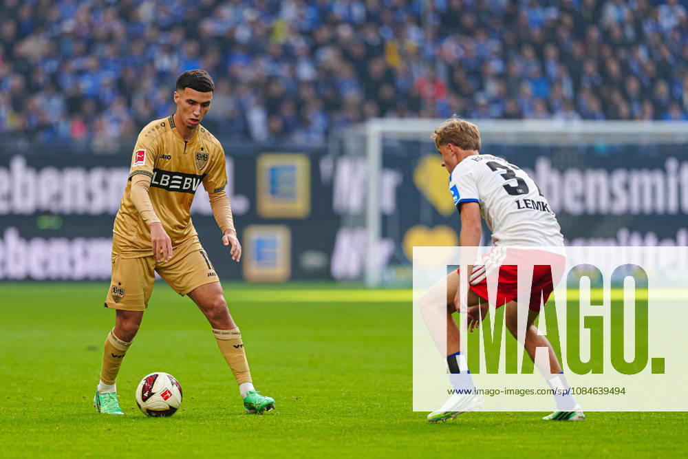 Bilal El Khannouss (VfB Stuttgart, 11), Louis Lemke (Hamburger SV, 37) GER, Hamburger SV vs. VfB Stuttgart, Fußball, 1. Bundesliga, Spieltag 06, Saison 2026 2027, 17.10.2026 DFL REGULATIONS PROHIBIT ANY USE OF PHOTOGRAPHS AS IMAGE SEQUENCES AND OR QUASI-VIDEO GER, Hamburger SV vs. VfB Stuttgart, Fußball, 1. Bundesliga, Spieltag 06, Saison 2026 2027, 17.10.2026 Hamburg