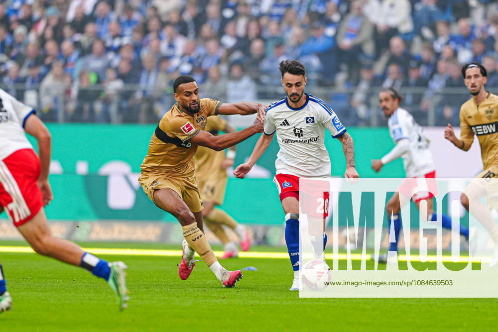 Josha Vagnoman (VfB Stuttgart, 04), Fabio Vieira (Hamburger SV, 20) GER, Hamburger SV vs. VfB Stuttgart, Fußball, 1. Bundesliga, Spieltag 06, Saison 2026 2027, 17.10.2026 DFL REGULATIONS PROHIBIT ANY USE OF PHOTOGRAPHS AS IMAGE SEQUENCES AND OR QUASI-VIDEO GER, Hamburger SV vs. VfB Stuttgart, Fußball, 1. Bundesliga, Spieltag 06, Saison 2026 2027, 17.10.2026 Hamburg