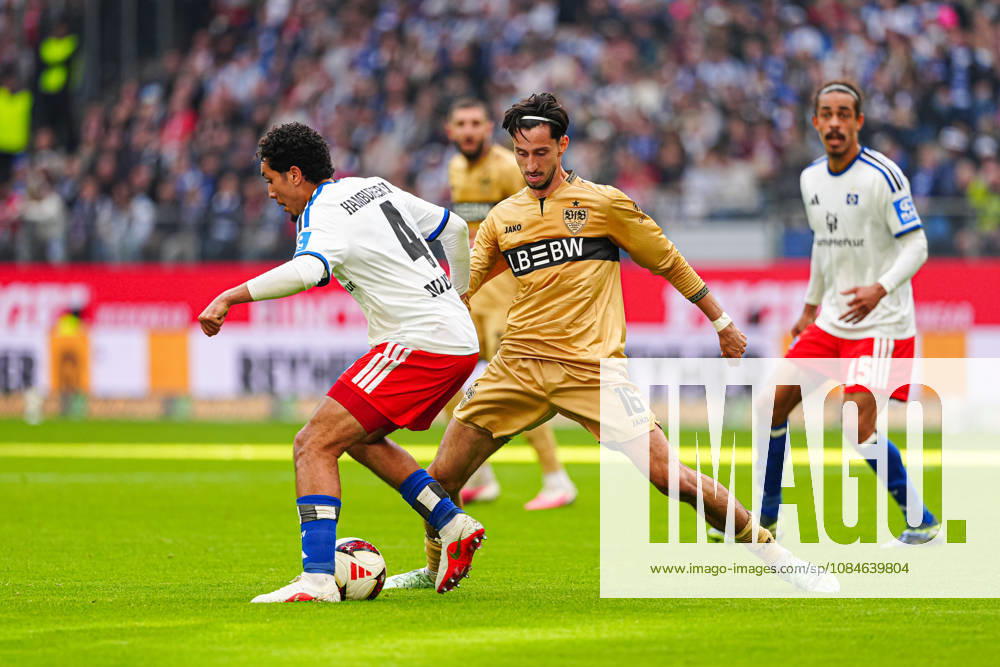 Bilal Nadir (Hamburger SV, 04), Atakan Karazor (VfB Stuttgart, 16) GER, Hamburger SV vs. VfB Stuttgart, Fußball, 1. Bundesliga, Spieltag 06, Saison 2026 2027, 17.10.2026 DFL REGULATIONS PROHIBIT ANY USE OF PHOTOGRAPHS AS IMAGE SEQUENCES AND OR QUASI-VIDEO GER, Hamburger SV vs. VfB Stuttgart, Fußball, 1. Bundesliga, Spieltag 06, Saison 2026 2027, 17.10.2026 Hamburg