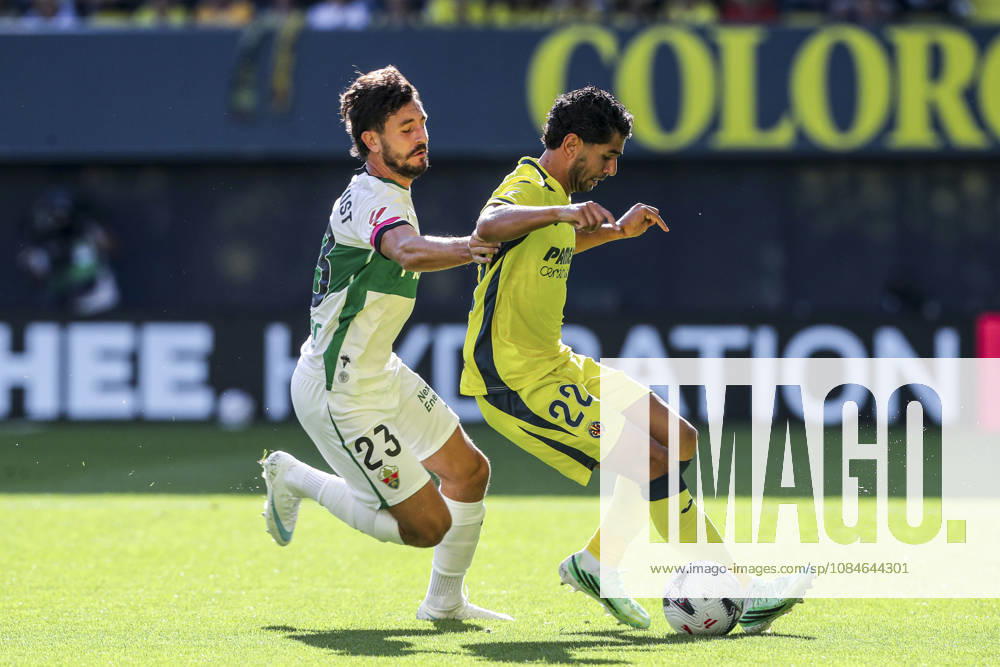 Ayoze Perez of Villarreal CF in action during the Spanish league, LaLiga EA Sports, football match played between Villarreal CF and Elche CF at La Ceramica stadium on October 17, 2026, in Villarreal, Spain. Villarreal SPAIN - ZUMAa181 20261017_zaa_a181_183