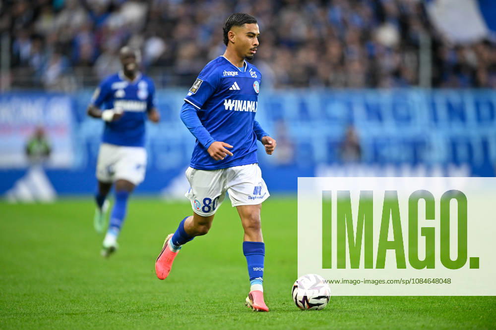 RC Strasbourg Alsace v Paris Saint-Germain - Ligue 1 McDonald s 2026 2027 Dario ESSUGO of Strasbourg during Ligue 1 McDonald s match between Strasbourg and Paris at Stade de la Meinau on October 17, 2026 in Strasbourg, France. Strasbourg France