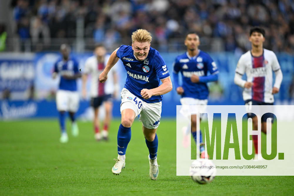 RC Strasbourg Alsace v Paris Saint-Germain - Ligue 1 McDonald s 2026 2027 Conrad HARDER of Strasbourg during Ligue 1 McDonald s match between Strasbourg and Paris at Stade de la Meinau on October 17, 2026 in Strasbourg, France. Strasbourg France
