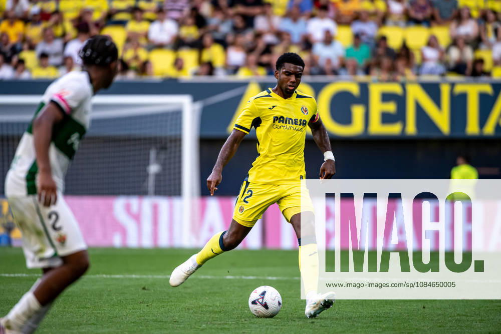LOGAN EVANS COSTA of Villarreal CF in action during the LaLiga EA Sports, match between Villarreal CF and Elche at Ceramica stadium Soccer 2026: LaLiga: Villarreal CF - Elche - ZUMAs385 20261017_zsp_s385_028