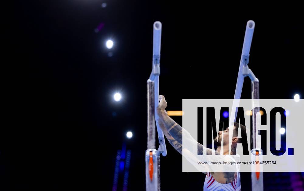 ROTTERDAM - Casimir Schmidt during the qualifications at the World Gymnastics Championships in Rotterdam Ahoy. IRIS VAN DEN BROEK ANP ANPxSportx IVx 572729732 originalFilename: 572729732