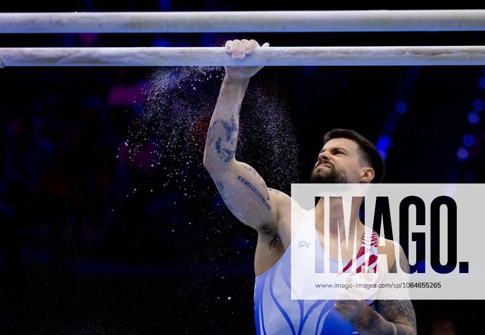 ROTTERDAM - Casimir Schmidt during the qualifications at the World Gymnastics Championships in Rotterdam Ahoy. IRIS VAN DEN BROEK ANP ANPxSportx IVx 572729828 originalFilename: 572729828