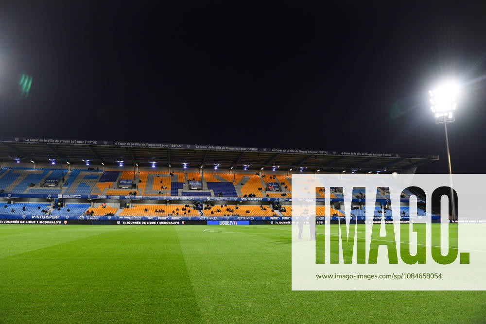 ESTAC Troyes v RC Lens - Ligue 1 McDonald s 2026 2027 General view of Stade de l Aube during Ligue 1 McDonald s match between Troyes and Lens at Stade de l Aube on October 17, 2026 in Troyes, France. Troyes France