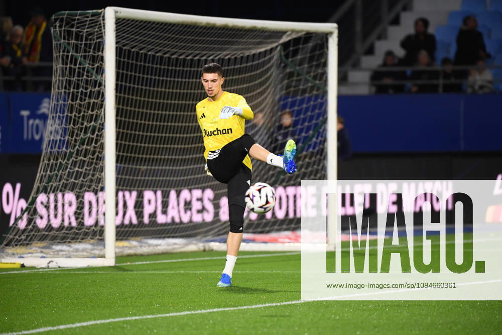 ESTAC Troyes v RC Lens - Ligue 1 McDonald s 2026 2027 Robin RISSER of Lens during Ligue 1 McDonald s match between Troyes and Lens at Stade de l Aube on October 17, 2026 in Troyes, France. Troyes France