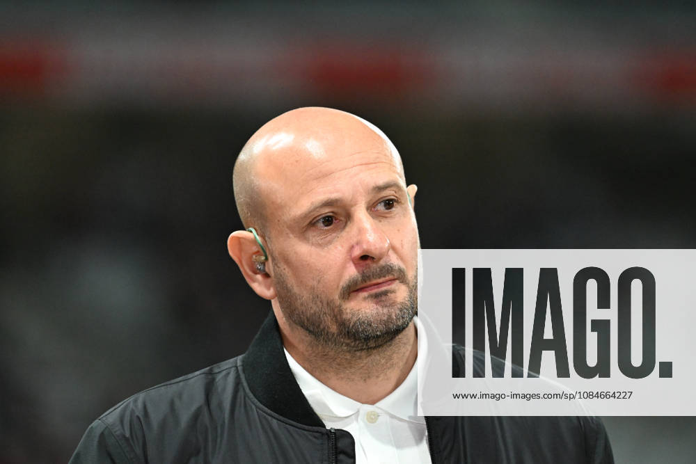 LOSC Lille v Stade Brestois 29 - Ligue 1 McDonald s 2026 2027 head coach Julien LACHUER of Stade Brestois during Ligue 1 McDonald s between Lille and Brest at Stade Pierre Mauroy on October 17, 2026 in Lille, France. Lille France