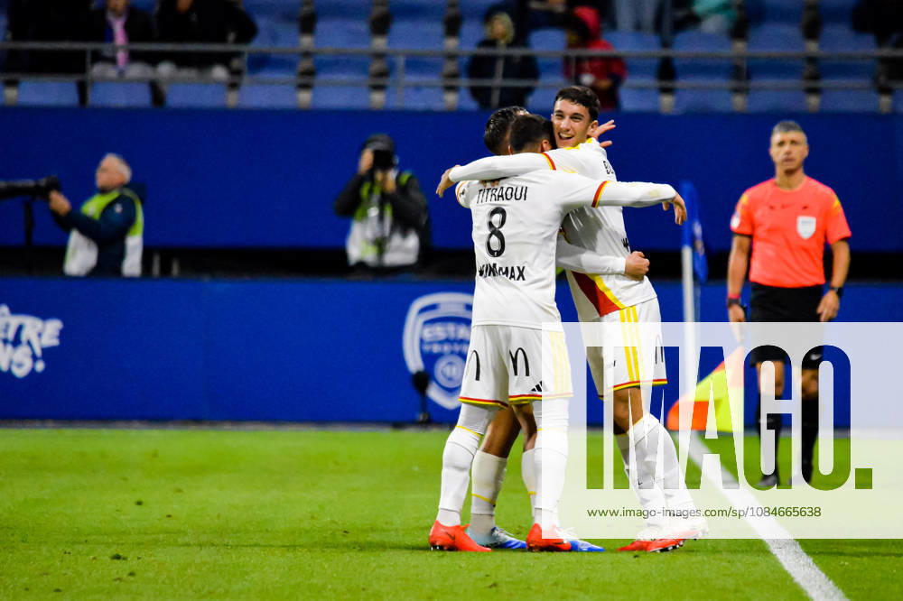 Joie des joueurs du RC Lens aprés le but de Ruben Aguilar (RC Lens)