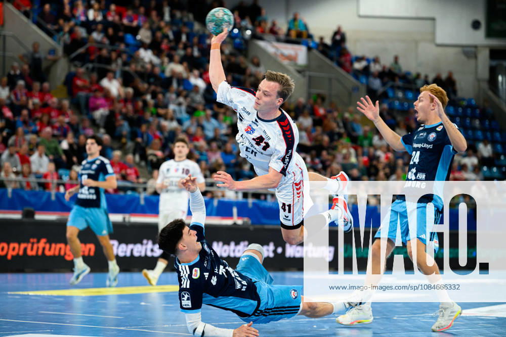 Bietigheim: HBL - 26 27 - SG BBM Bietigheim - Handball Club Hamburg Till Hermann (Bietigheim) Bietigheim-Bissingen Egetrans Arena Baden-Württemberg Deutschland