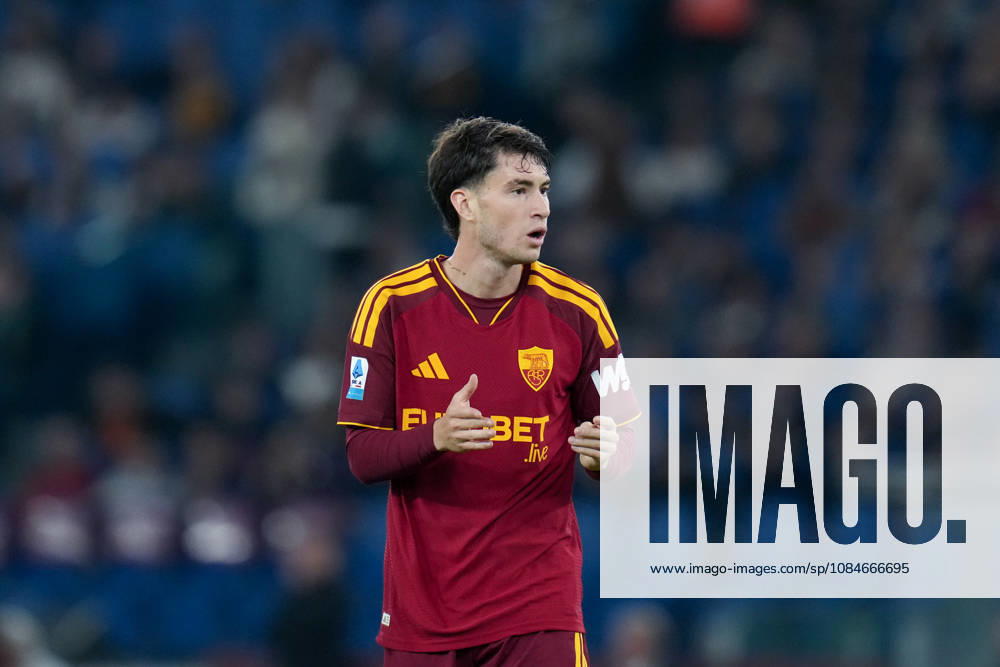 AS Roma v Genoa CFC - Serie A Enilive Matias Soule of AS Roma looks dejected during the Serie A Enilive match between AS Roma and Genoa CFC at Stadio Olimpico on October 17, 2026 in Rome, Italy. Rome Olympic Stadium Lazio Italy