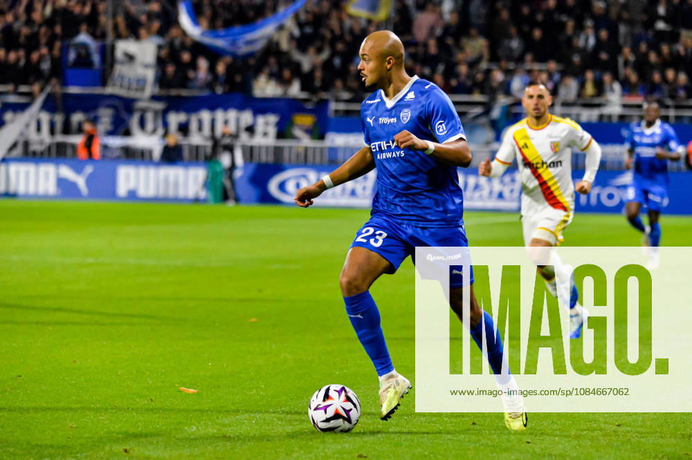 Timothee Nkada (ESTAC Troyes)