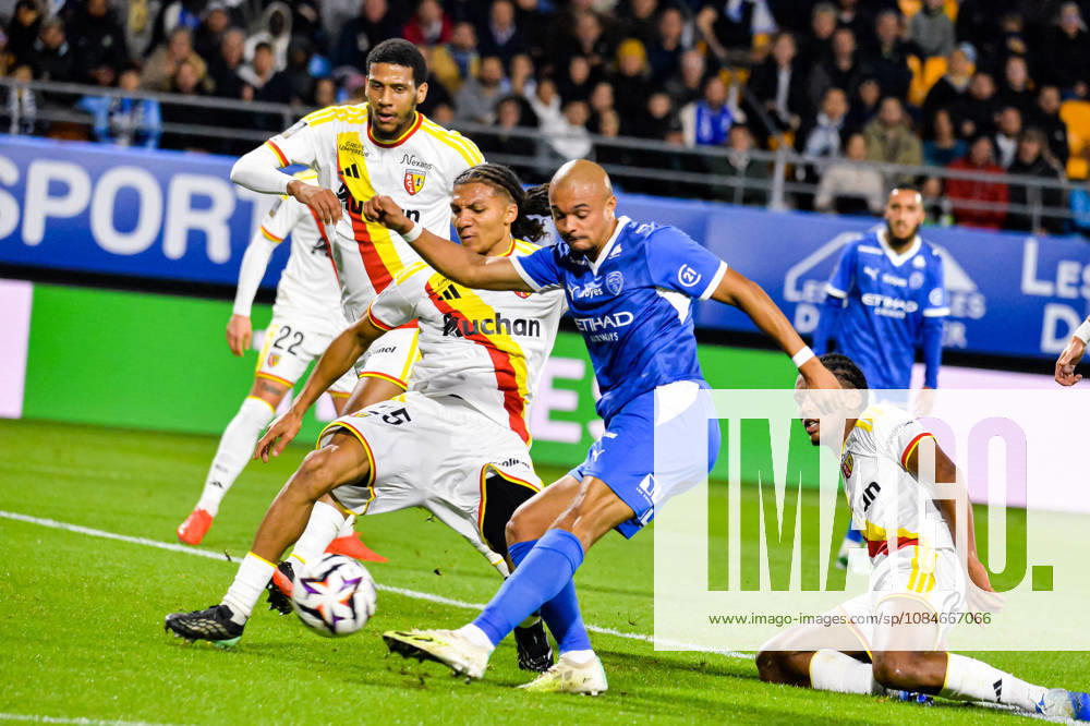 Timothee Nkada (ESTAC Troyes) Ismaëlo Ganiou (RC Lens) Jean Clair Todibo (RC Lens)