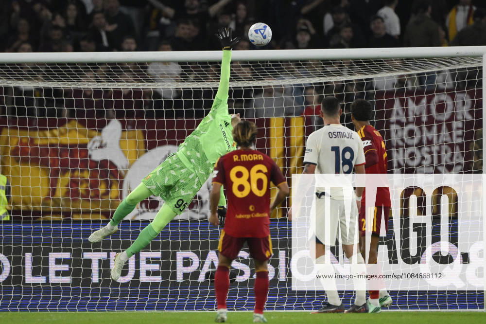 During the Serie A Enilive soccer match between AS Roma and Genoa at the Rome s Olympic stadium, Italy - October 17, 2026. - Soccer.