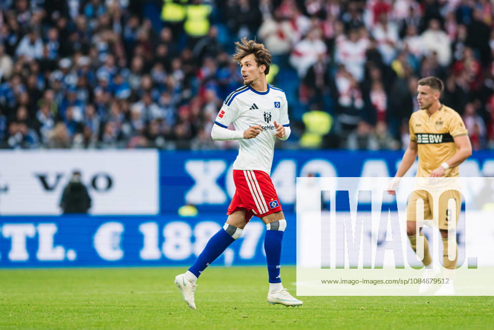 1. Bundesliga: Hamburger SV vs. VfB Stuttgart, 17.10.2026 Otto Stange (Hamburger SV, 19) ; Fußball, 1. Bundesliga, 6. Spieltag: Hamburger SV vs. VfB Stuttgart am 17.10.2026 im Volksparkstadion, Hamburg DFL REGULATIONS PROHIBIT ANY USE OF PHOTOGRAPHS AS IMAGE SEQUENCES AND OR QUASI-VIDEO.