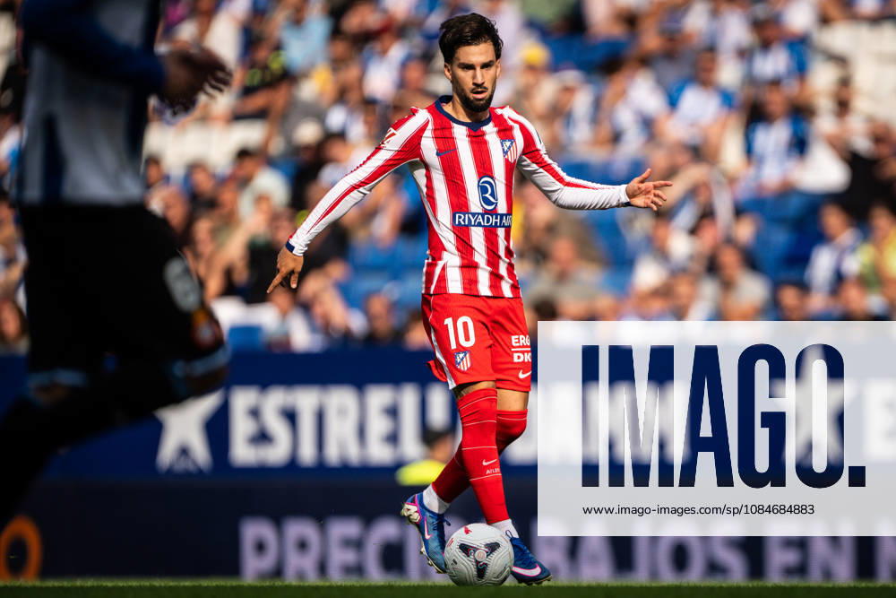 Alex BAENA of Atletico Madrid during the LaLiga match between RCD Espanyol de Barcelona and Atletico de Madrid at RCDE Stadium on October 17, 2026 in Barcelona, Spain. Barcelona Spain - ZUMAm308 20261017_zsp_m308_012
