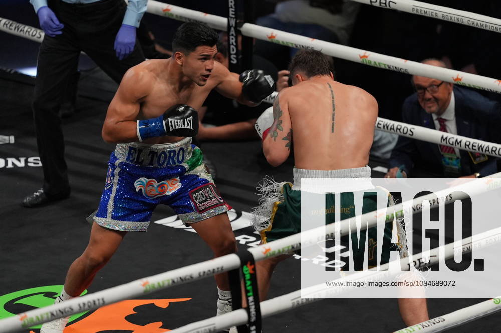 BOXING: Armando Resendiz vs Koen Mazoudier in Las Vegas LAS VEGAS, NEVADA - OCTOBER 17: Armando Resendiz (in blue short) and Koen Mazoudier (in green short) exchange punches during their super middleweight fight on Saturday night at the Chelsea of The Cosmopolitan in Las Vegas, Nevada, United States on October 17, 2026. Tayfun Coskun Anadolu Nevada United States. Editorial use only. Please get in touch for any other usage.