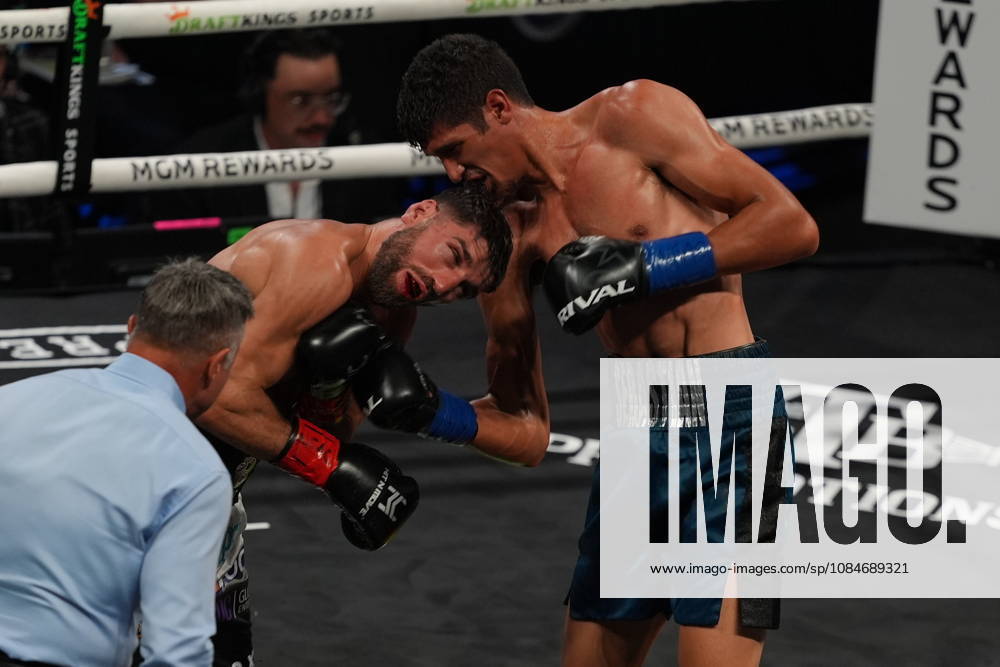 BOXING: Sebastian Fundora vs Ermal Hadribeaj in Las Vegas LAS VEGAS, NEVADA - OCTOBER 17: Sebastian Fundora (in blue glove) and Ermal Hadribeaj (in red glove) exchange punches during their WBC super welterweight World Championship, WM, Weltmeisterschaft title on Saturday night at the Chelsea of The Cosmopolitan in Las Vegas, Nevada, United States on October 17, 2026. Tayfun Coskun Anadolu Nevada United States. Editorial use only. Please get in touch for any other usage.