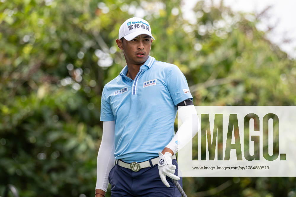 WANG Wei-hsuan from Taiwan on the first tee. Macau Open Golf 2026 Final Round. Macau Open Golf 2026 Final Round - ZUMAr144 20261018_zap_r144_042