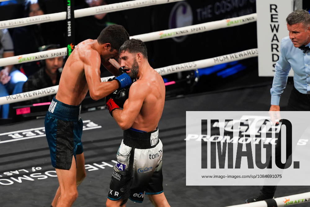 BOXING: Sebastian Fundora vs Ermal Hadribeaj in Las Vegas LAS VEGAS, NEVADA, UNITED STATES - OCTOBER 17: Sebastian Fundora (blue) defeats Ermal Hadribeaj (red) during their WBC super welterweight World Championship, WM, Weltmeisterschaft title on Saturday night at the Chelsea of The Cosmopolitan in Las Vegas, Nevada, United States on October 17, 2026. Tayfun Coskun Anadolu Nevada United States. Editorial use only. Please get in touch for any other usage.