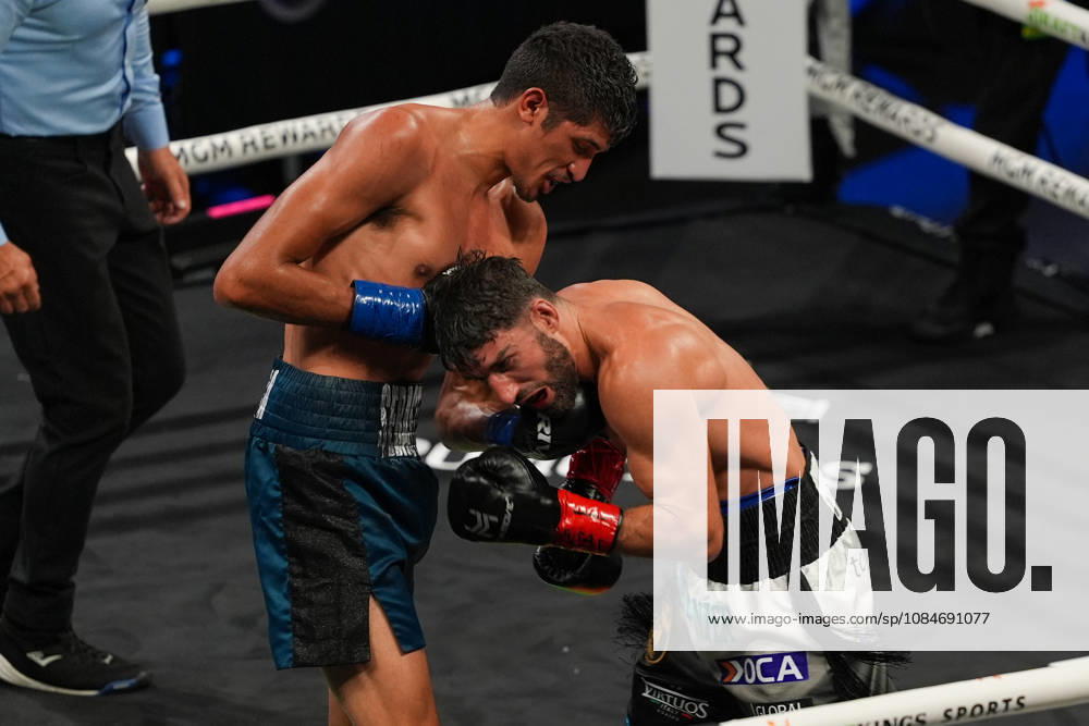 BOXING: Sebastian Fundora vs Ermal Hadribeaj in Las Vegas LAS VEGAS, NEVADA, UNITED STATES - OCTOBER 17: Sebastian Fundora (blue) defeats Ermal Hadribeaj (red) during their WBC super welterweight World Championship, WM, Weltmeisterschaft title on Saturday night at the Chelsea of The Cosmopolitan in Las Vegas, Nevada, United States on October 17, 2026. Tayfun Coskun Anadolu Nevada United States. Editorial use only. Please get in touch for any other usage.