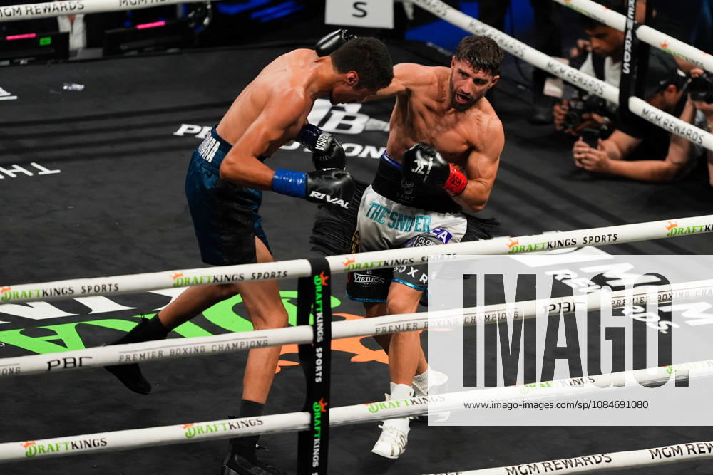 BOXING: Sebastian Fundora vs Ermal Hadribeaj in Las Vegas LAS VEGAS, NEVADA, UNITED STATES - OCTOBER 17: Sebastian Fundora (blue) defeats Ermal Hadribeaj (red) during their WBC super welterweight World Championship, WM, Weltmeisterschaft title on Saturday night at the Chelsea of The Cosmopolitan in Las Vegas, Nevada, United States on October 17, 2026. Tayfun Coskun Anadolu Nevada United States. Editorial use only. Please get in touch for any other usage.