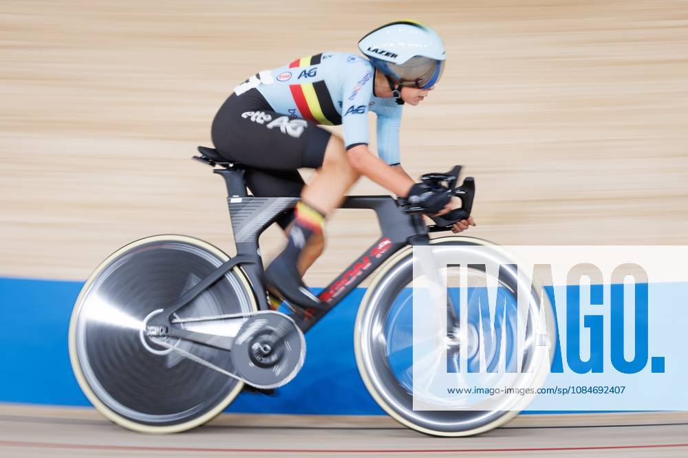 Belgian Shari Bossuyt pictured during the Womens Points Race event at the UCI Track cycling, Rad, Radsport, Bahnrad, Bahn World Championships in Shanghai, China on Sunday 18 October 2026. The worlds are taking place from 14 to 18 October 2026. BENOITxDOPPAGNE x190174256x