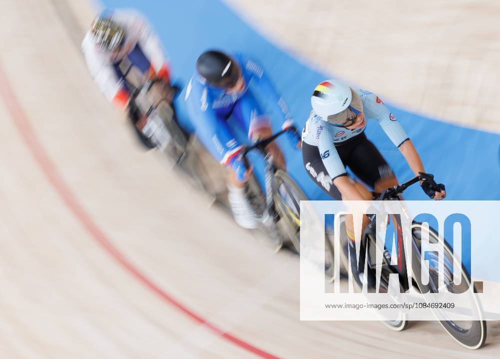Belgian Shari Bossuyt pictured during the Womens Points Race event at the UCI Track cycling, Rad, Radsport, Bahnrad, Bahn World Championships in Shanghai, China on Sunday 18 October 2026. The worlds are taking place from 14 to 18 October 2026. BENOITxDOPPAGNE x190174263x