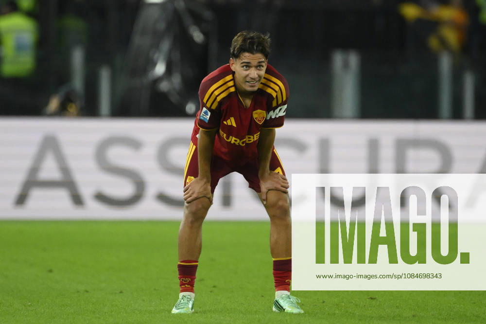 Roma’s Emanuele Lulli during the Serie A Enilive soccer match between AS Roma and Genoa at the Rome s Olympic stadium, Italy - October 17, 2026. - Soccer.