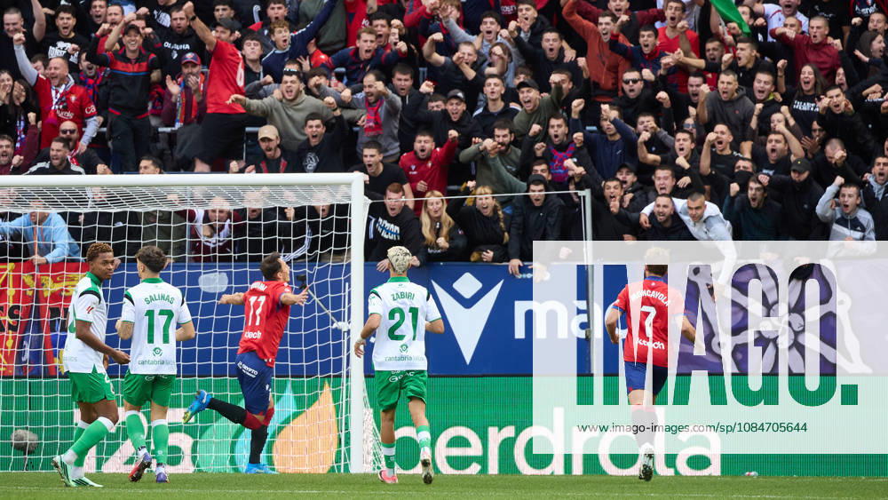LaLiga EASports 2026 27 CA Osasuna v Racing de Santander Ante Budimir (17. OSA) celebrates the goal scored for CA Osasuna (1-0) during the football match of LaLiga EA Sports between CA Osasuna and Racing de Santander played at El Sadar stadium in Pamplona (Spain) on Oct 18 2026. Credit: Inigo Alzugaray Agencia LOF Pamplona LaLiga EASports 2026 27 CA Osasuna v Racing de Santander