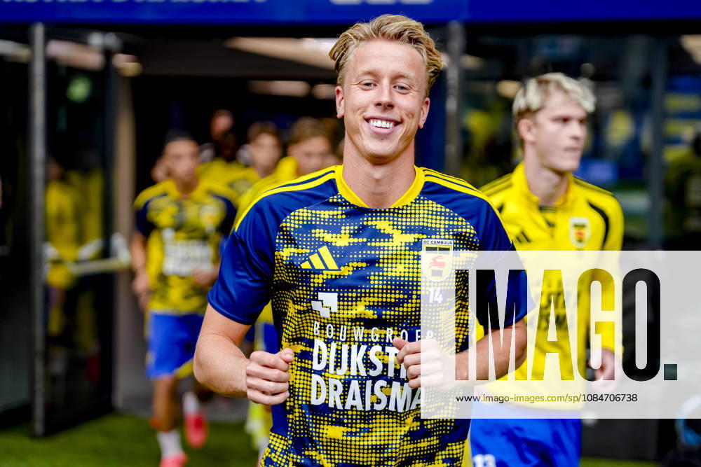 LEEUWARDEN - SC Cambuur defender Billy van Duijl during the Vriendenloterij Eredivisie match between SC Cambuur and AZ at Kooi Stadion on 18 oktober 2026 in Leeuwarden, Nederland. ED VAN DE POL EYE4IMAGES DeFodi Images -