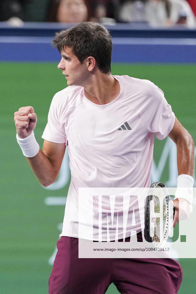 (261018) -- SHANGHAI, Oct. 18, 2026 -- Rafael Jodar of Spain celebrates during the men s singles final match against Alejandro Davidovich Fokina of Spain at the 2026 ATP, Tennis Herren tour Shanghai Masters tennis tournament in Shanghai, China, Oct. 18, 2026. ) (SP)CHINA-SHANGHAI-TENNIS-SHANGHAI MASTERS-MEN S SINGLES (CN) WangxXiang