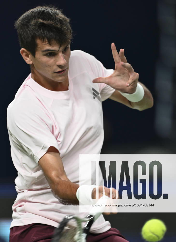 (261018) -- SHANGHAI, Oct. 18, 2026 -- Rafael Jodar of Spain hits a return during the men s singles final match against Alejandro Davidovich Fokina of Spain at the 2026 ATP, Tennis Herren tour Shanghai Masters tennis tournament in Shanghai, China, Oct. 18, 2026. ) (SP)CHINA-SHANGHAI-TENNIS-SHANGHAI MASTERS-MEN S SINGLES (CN) ChenxHaoming
